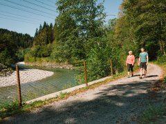 Wandern entlang des Achtalweges